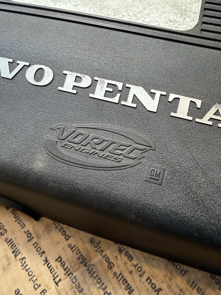 Volo Penta engine cover 3861746 & 3861747