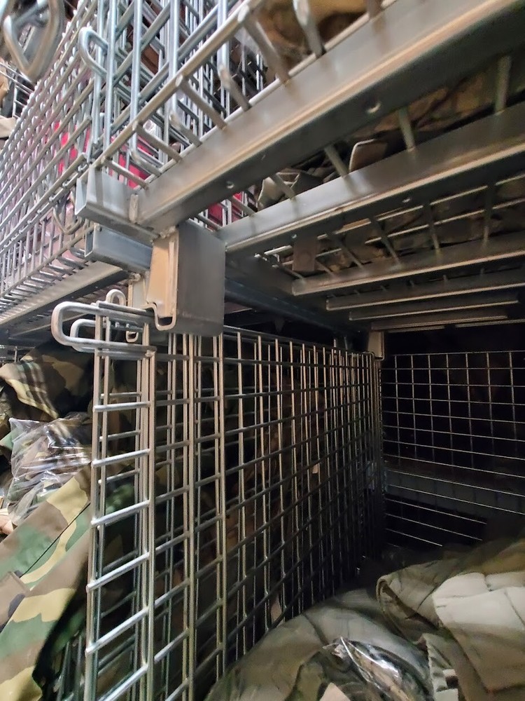 1 Collapsible Stackable Container Wire Mesh Warehouse Shipping Pallet Cage