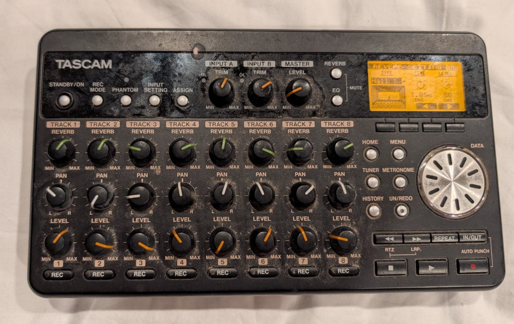 Tascam DP-008 Digital Multi Track Recorder