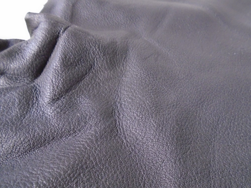 Top Grain Deer Leather # 0016023 Row 140