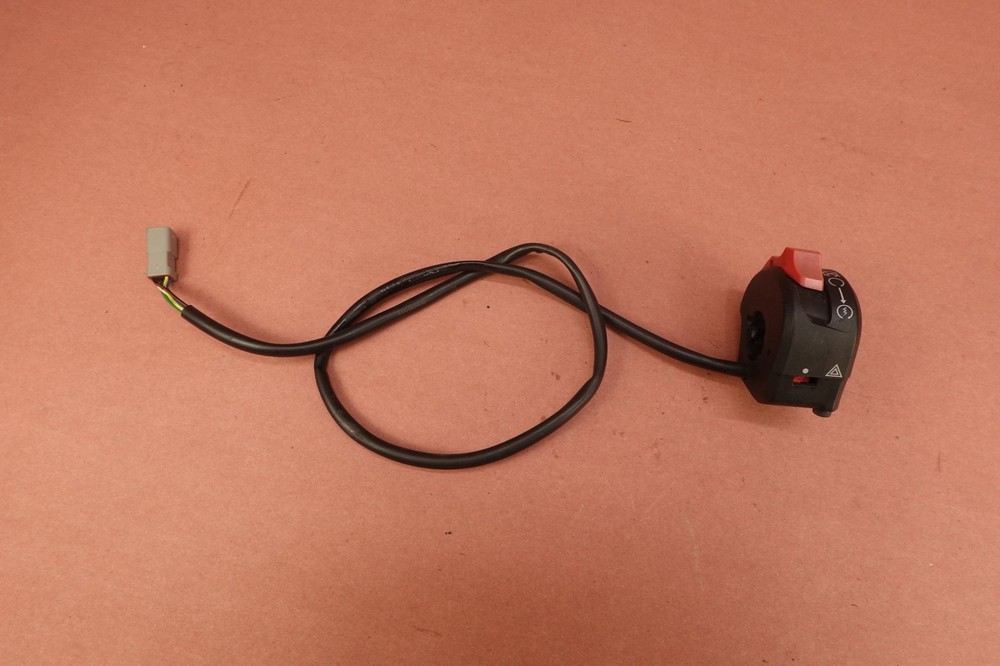 2017-2020 Ducati Monster 797 Right Handlebar Stop Start Kill Switch