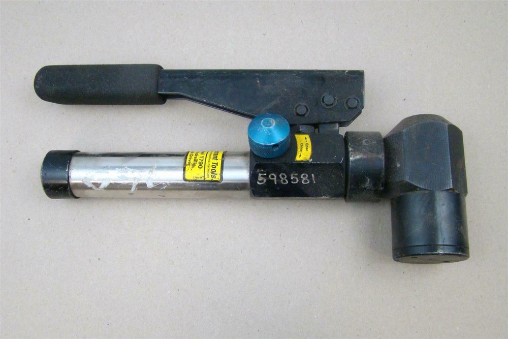 Currents Tools 90 Deg Hydraulic Punch Driver , Model: 1790