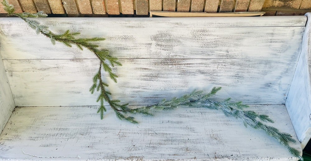 Ice Finish Garland