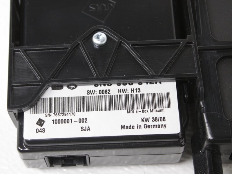 OEM VW Golf, GTI, Eos, CC Ipod and Multimedia Interface 5N0-035-341-A