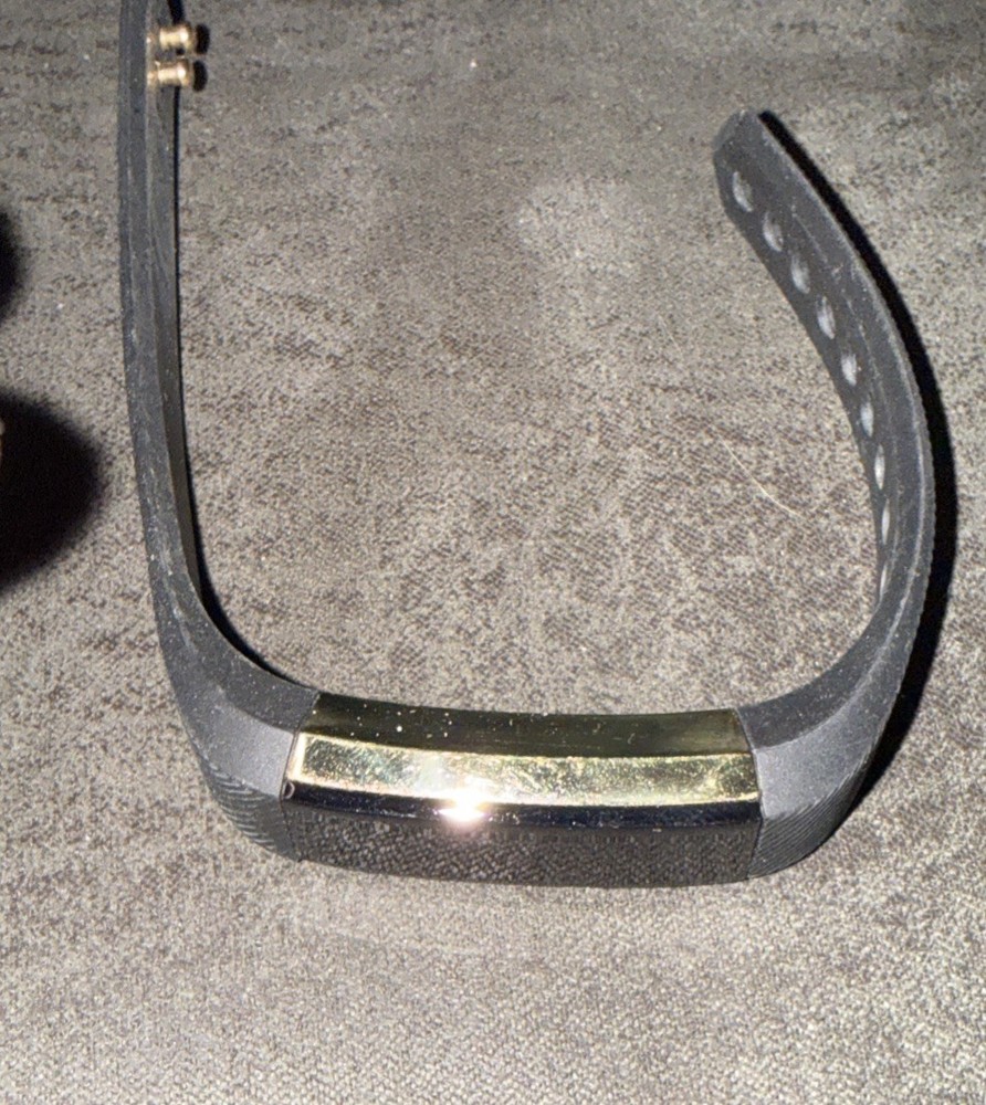 Fitbit Alta Fitness Tracker No Charger Untested