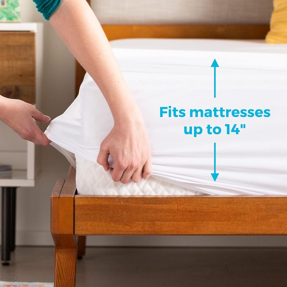 Premium Mattress Protector - White - Queen Size - Breathable Polyester - Fitted
