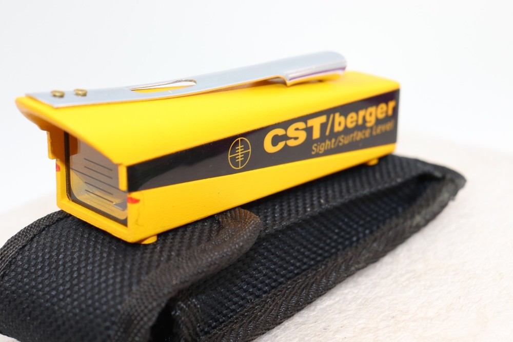CST/ Berger Sight/Surface Hand Level with Belt Sheath