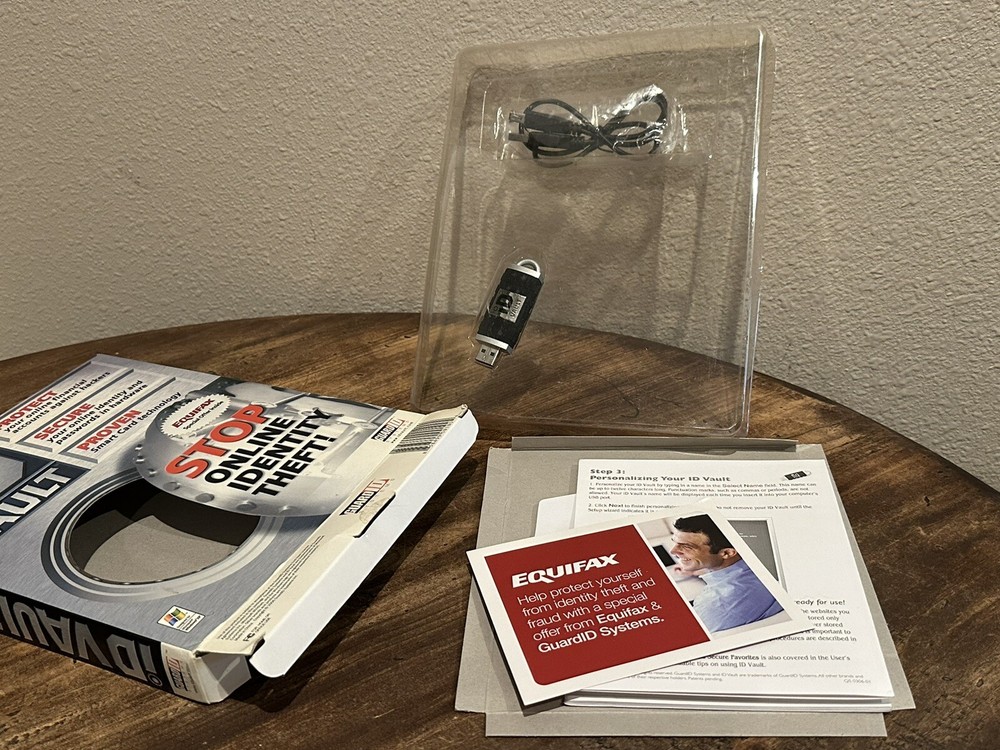 ID Vault Stop Online Identity Theft Guard ID Systems USB Kit