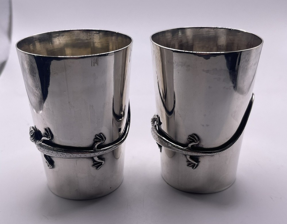 Chinese Export Luen Wo Figural Silver Bug Lizard Cup Pair