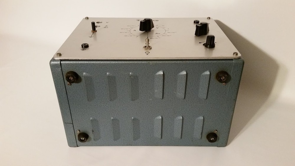 Leybold 532 01 Baur 1 High Current Amplifier