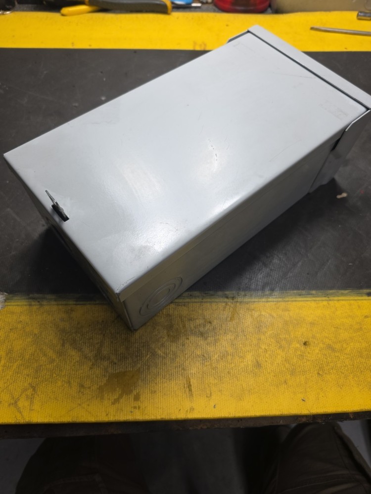 Seamens Outdoor Load Center With Breakers 8 Circuits Installed