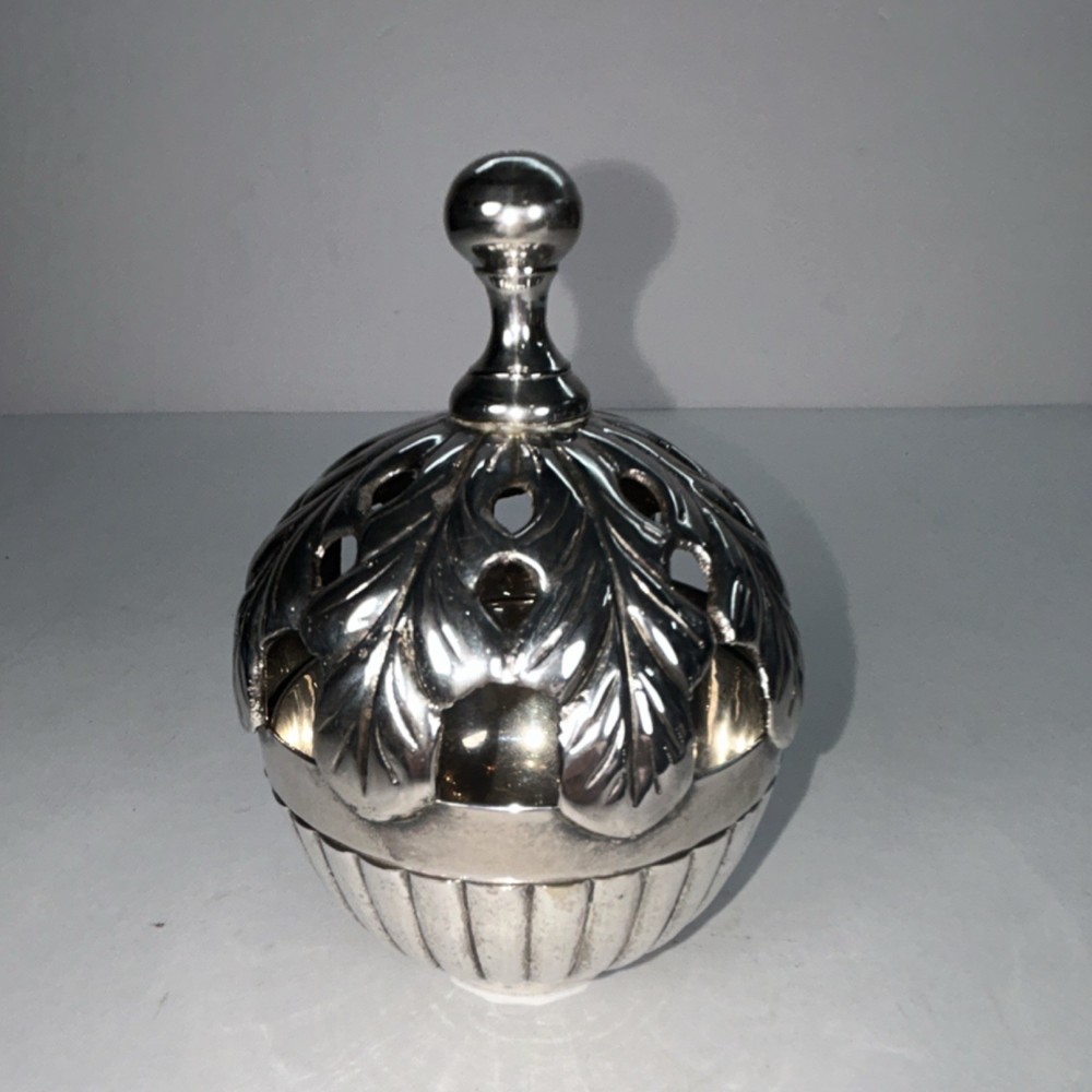International Silver Co. Handmade Silverplated Decorative Box