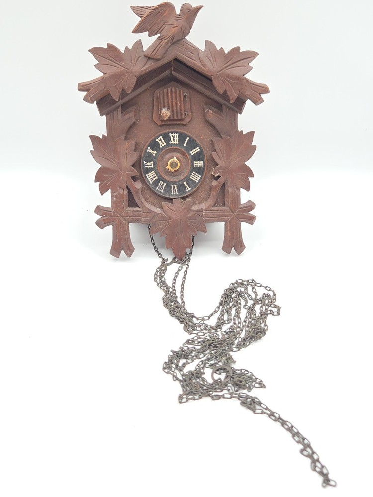 VINTAGE 3 LEAF BLACK FOREST CUCKOO CLOCK HOUSE