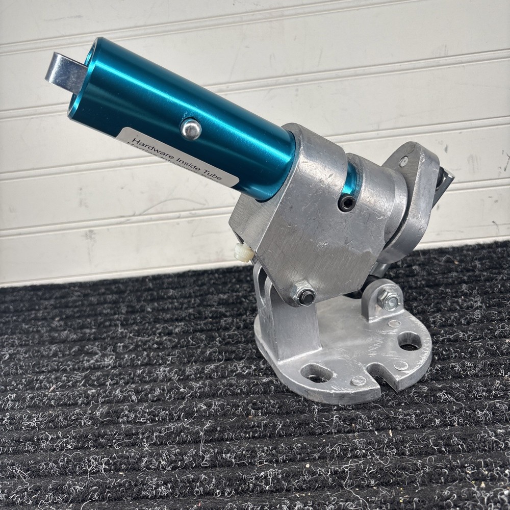 Rock-It Adjustable Bull Float Bracket