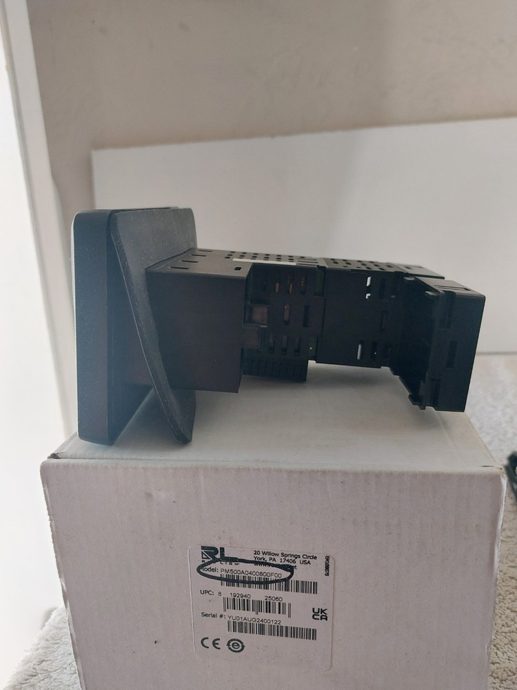 RED LION PM500A0400800F00 PANEL METER