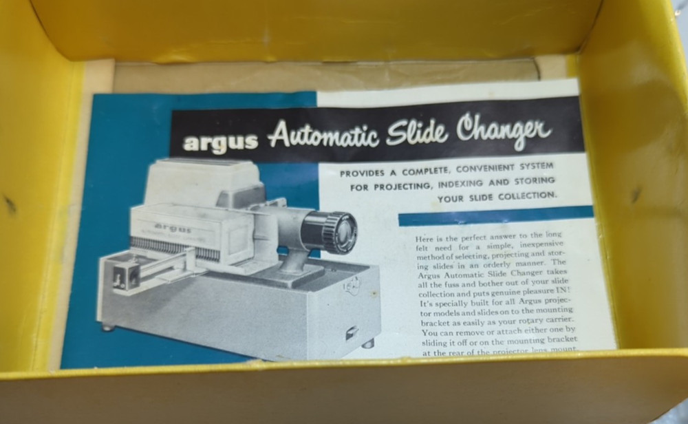 Argus Automatic Slide Changer in Box with Manual