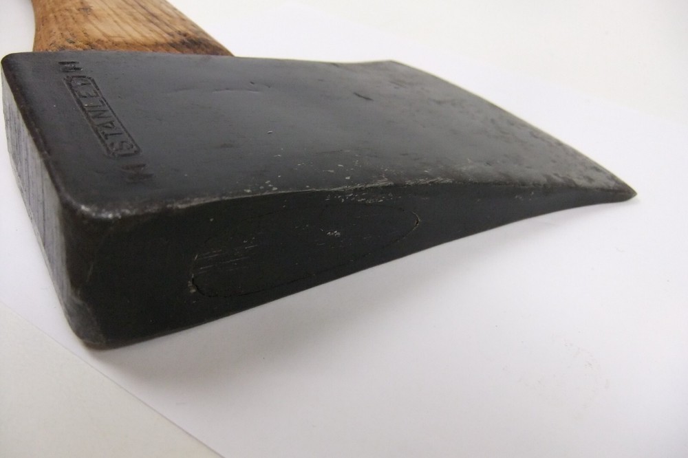 Vintage Stanley 2 ¼ Lb Axe