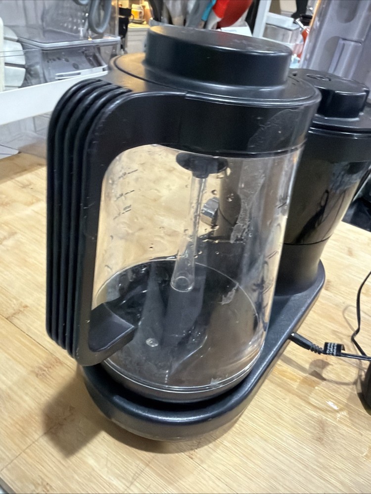 Dash Rapid Cold Brew System Coffee Maker 5 Minute Brew 50 oz DCBCM550BK *