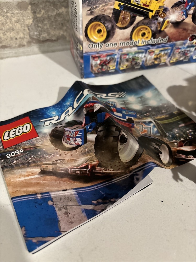 LEGO Racers: Star Striker (9094)