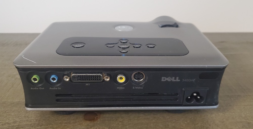 Dell 3400mp projector, working, with case And cables