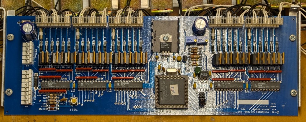 Working Pianodisc PDS "Blue Board" system + record-strip + power supply