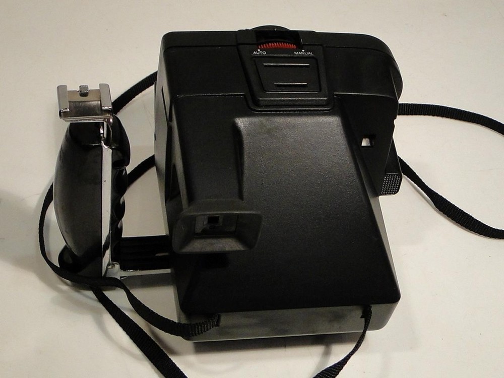 Vintage Polaroid Pronto Land Camera Sonar One Step Untested Clean w/ Bracket
