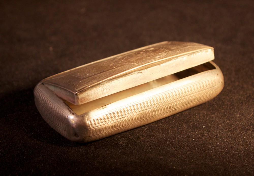 Silver Snuff Box MAKE ME AN OFFER!!!