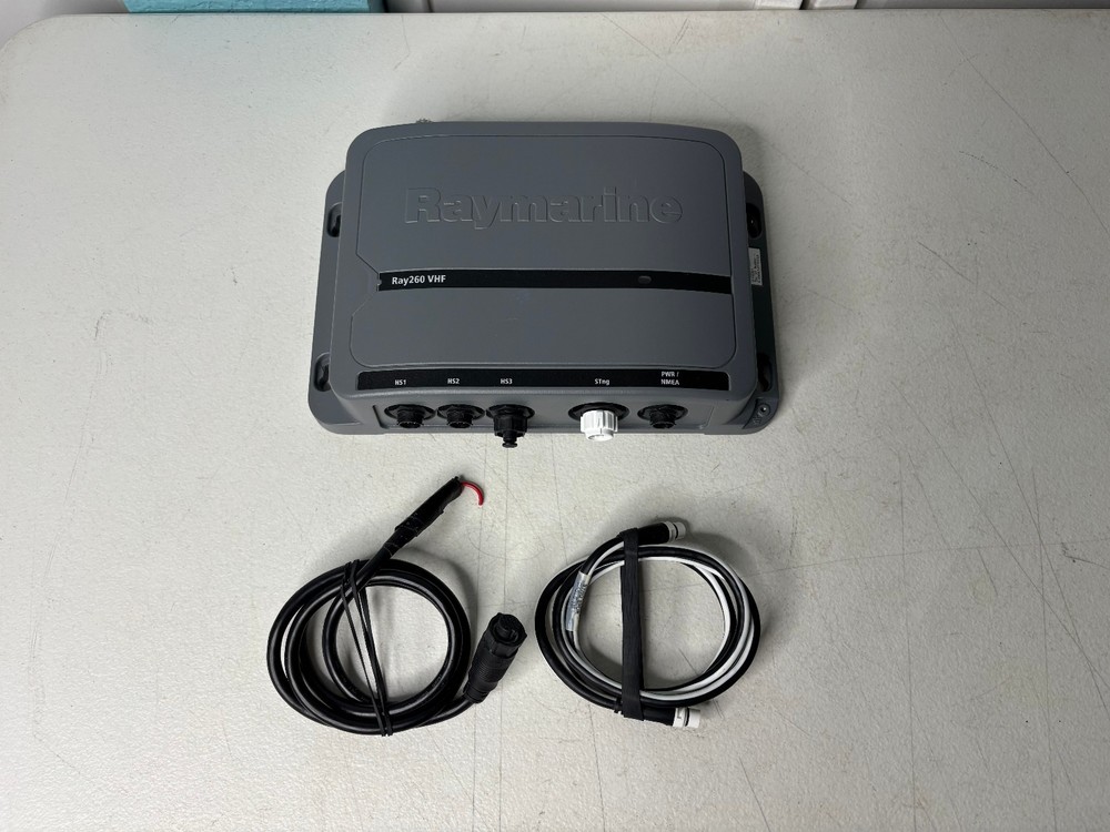Raymarine RAY260 E70087 Black Box DSC Marine VHF Transceiver