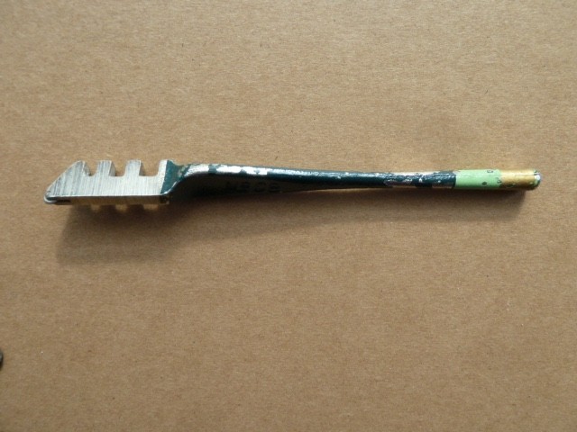 FLETCHER GLASS CUTTER NUMBER 08