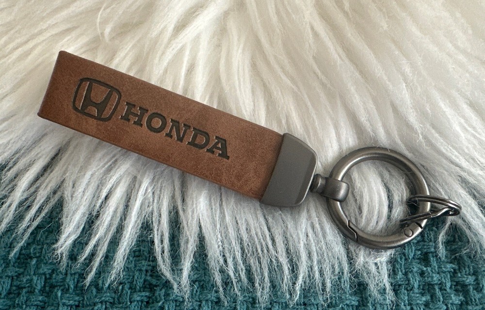 Honda** ( Logo )  ** Keychain **  Brown Leather **