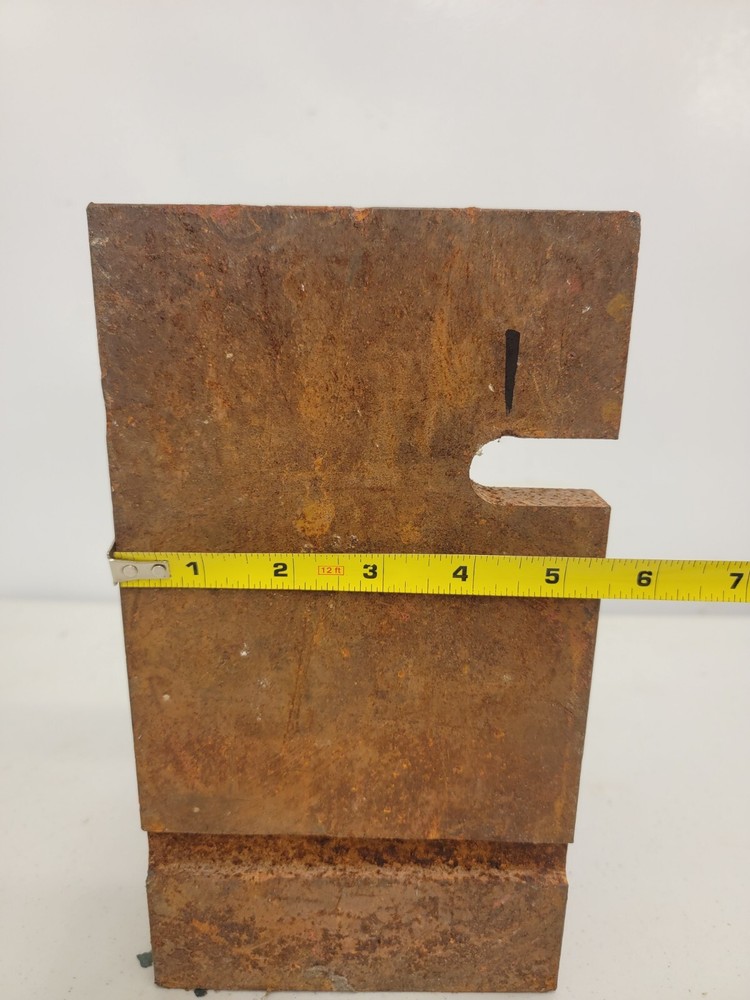 UNKNOWN BRAND UNIVERSAL RIGHT ANGLE IRON, 5 1/2×10×6 Angle 1