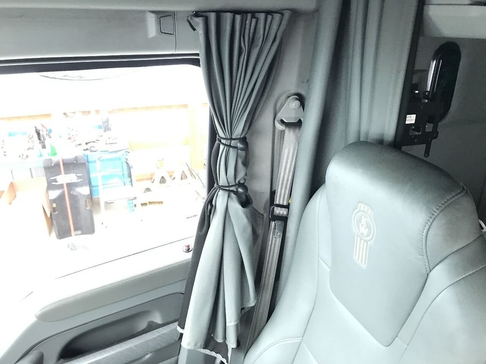 Kenworth T880 Grey Windshield Privacy Interior Curtain - Used