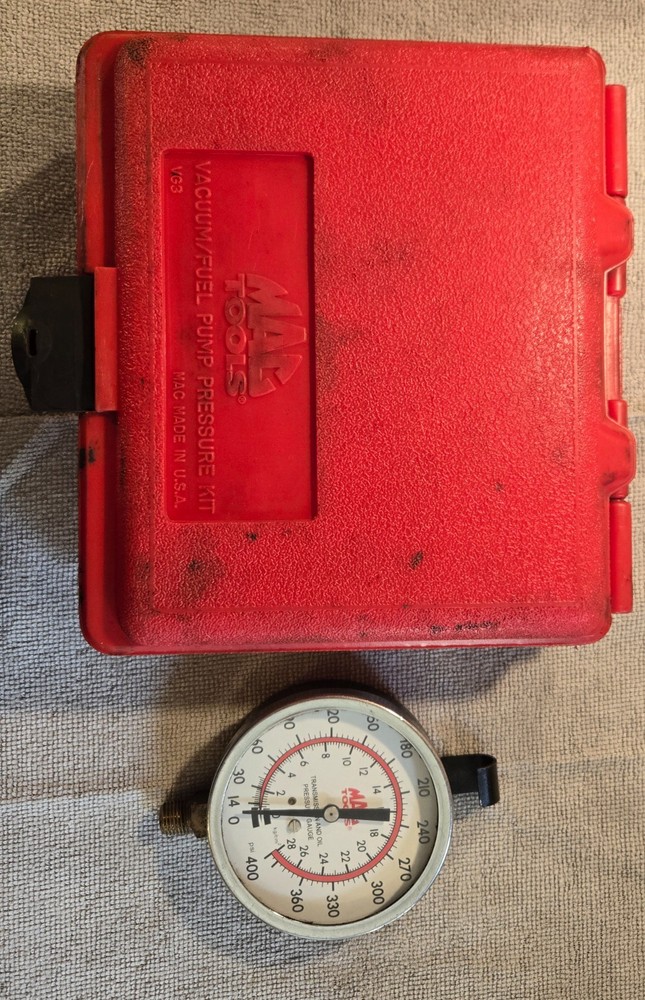 Mac Tools VG-301 Fuel Pressure Gauge With Case, Used
