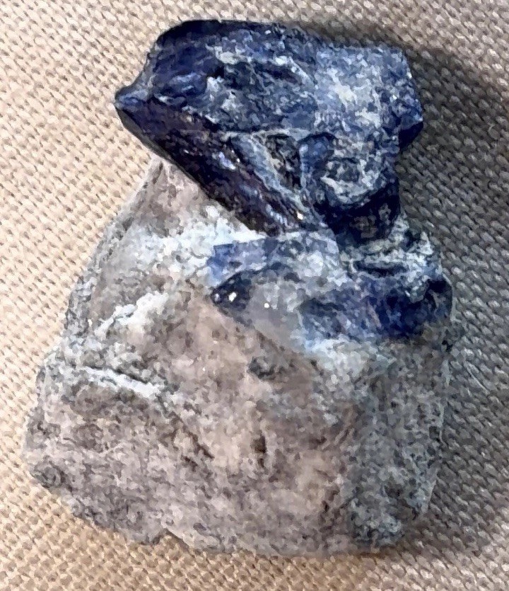 Benitoite Gem Quality 👀