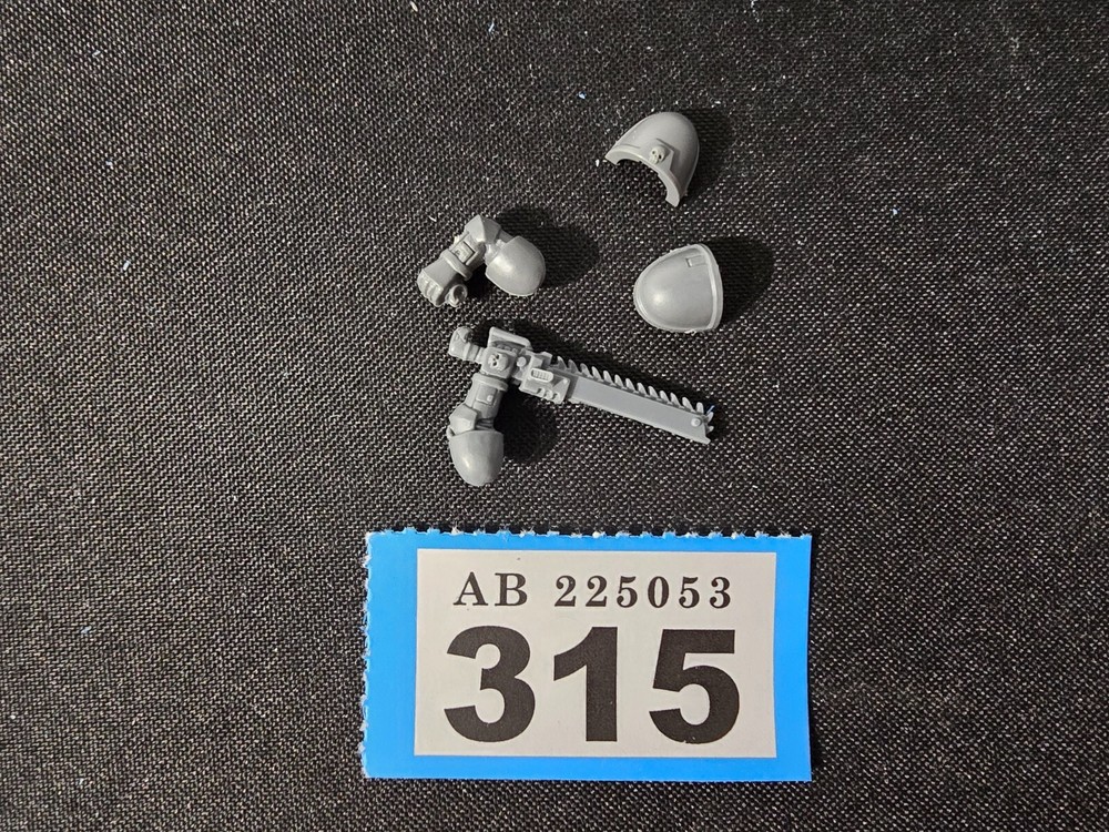 Games Workshop Warhammer 40k Bits Space Marines Sergeant Upgrade Parts