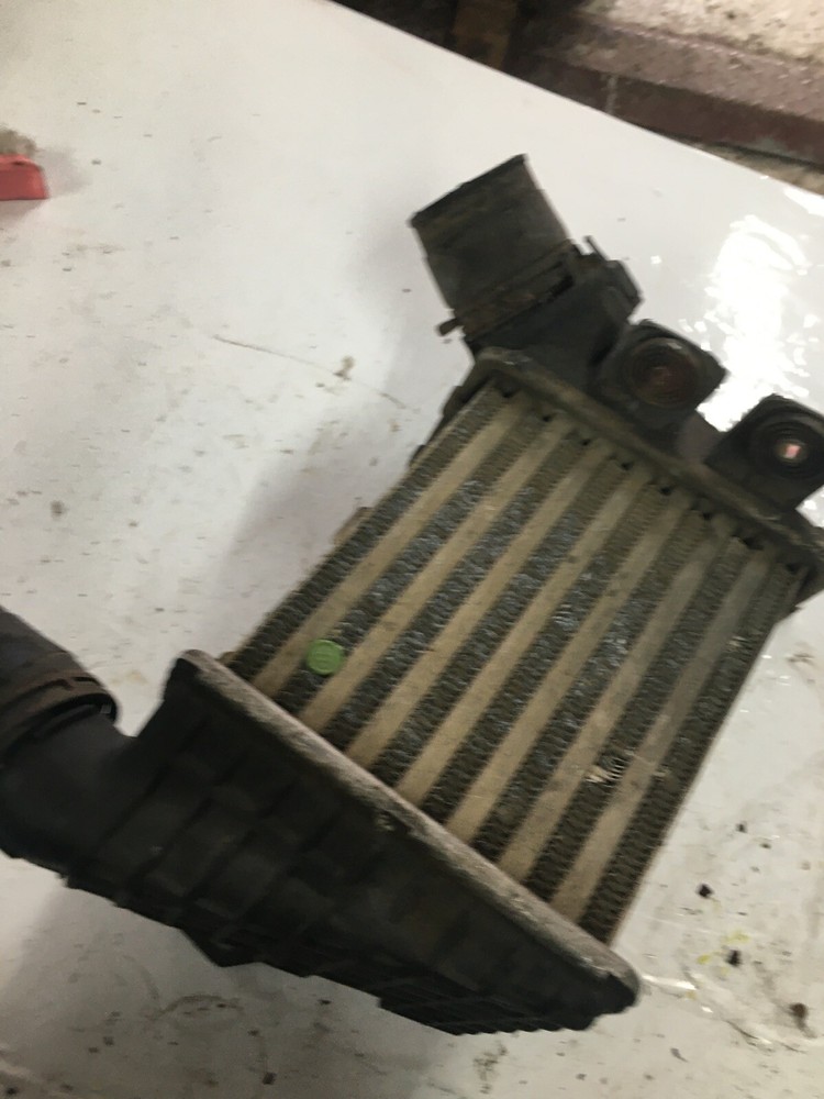 Nissan intercooler 07272270000