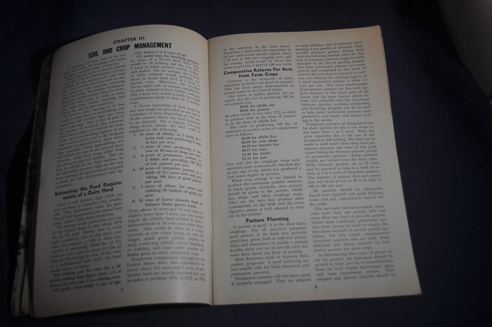 1947 Larro Dairy Guide by General Mills