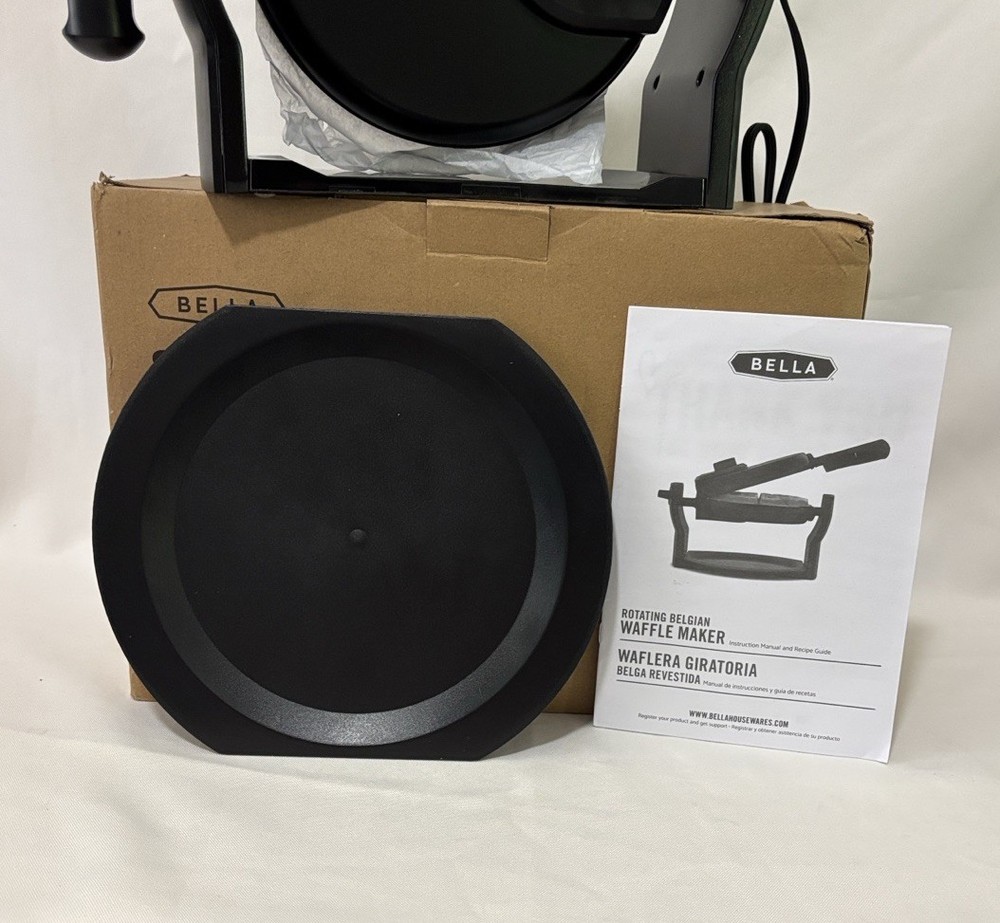 Bella Rotating Belgian Waffle Maker Black