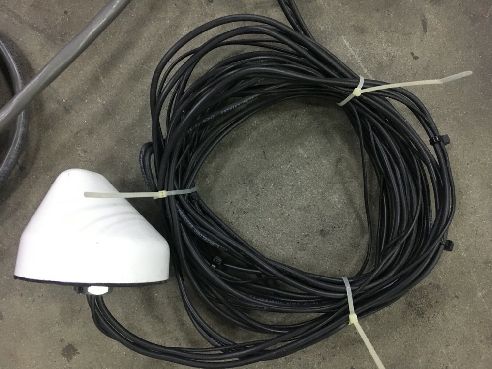 DriverTech bundle: DISP8S-04, DT4000, GPS antenna, & associated cables
