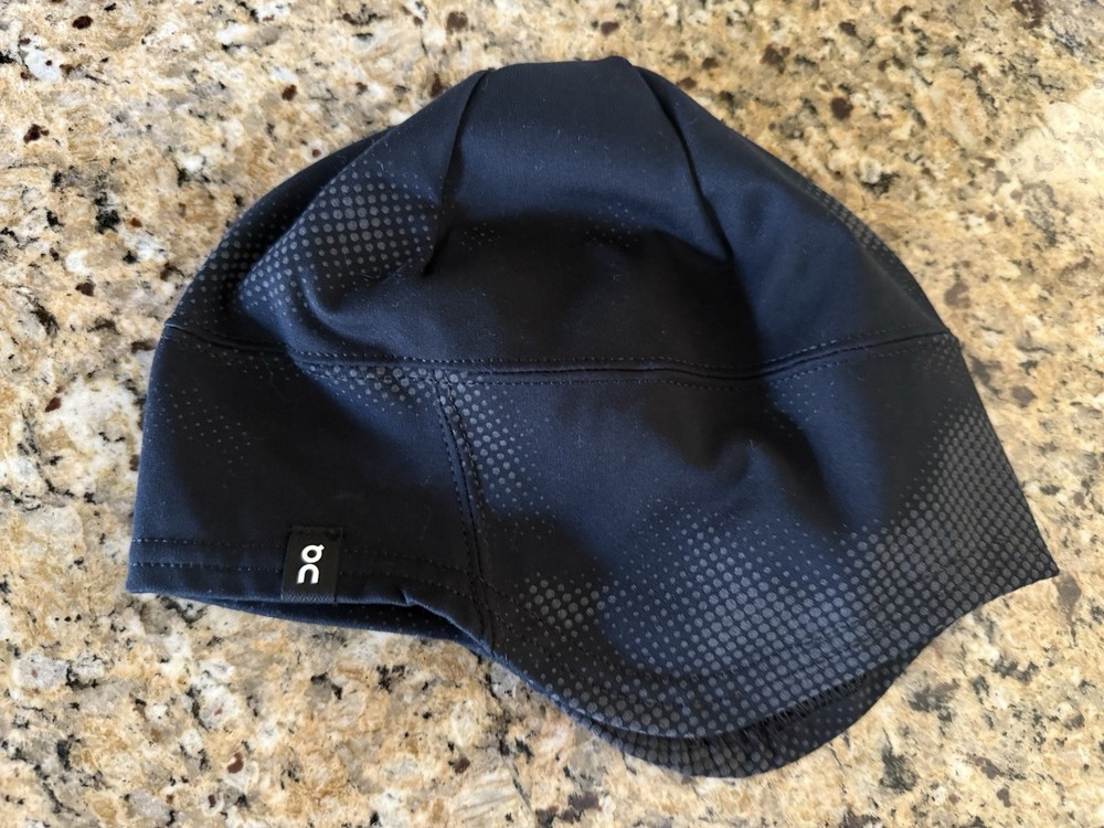On Cloud Running Hat Stocking