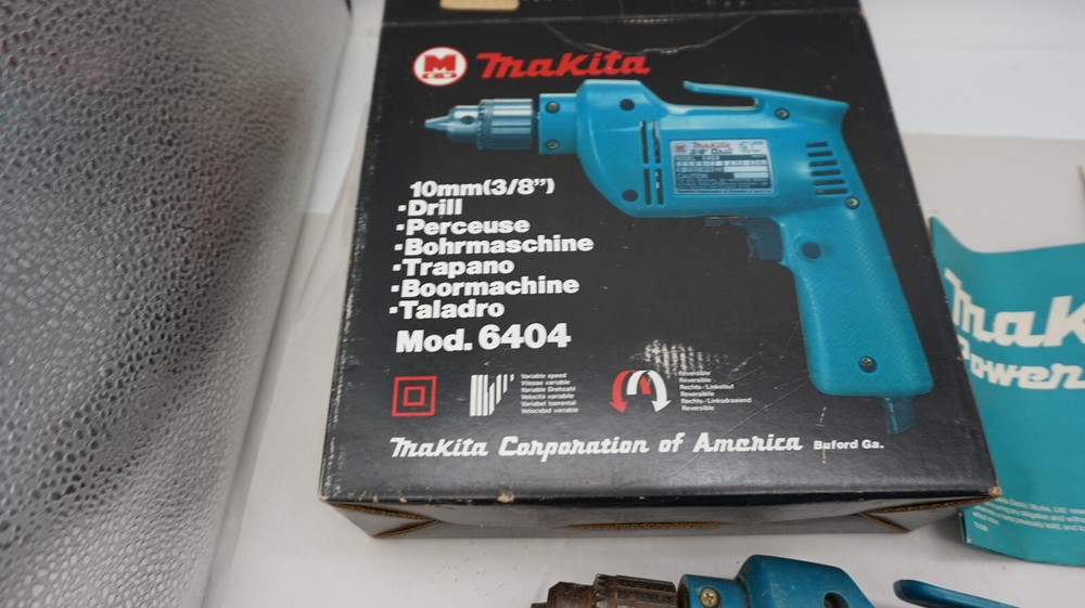 Makita 6404 3/8" Elec. Corded Variable Speed/Reversing Drill Original Box