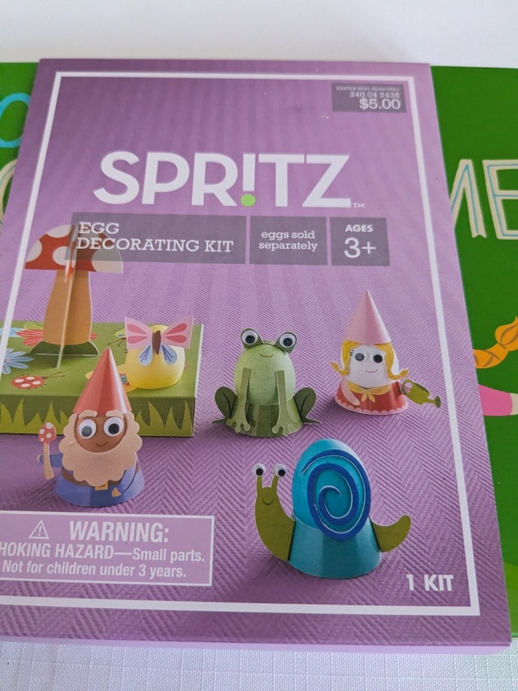 Spritz Egg Decorating Kit, New In PKG.