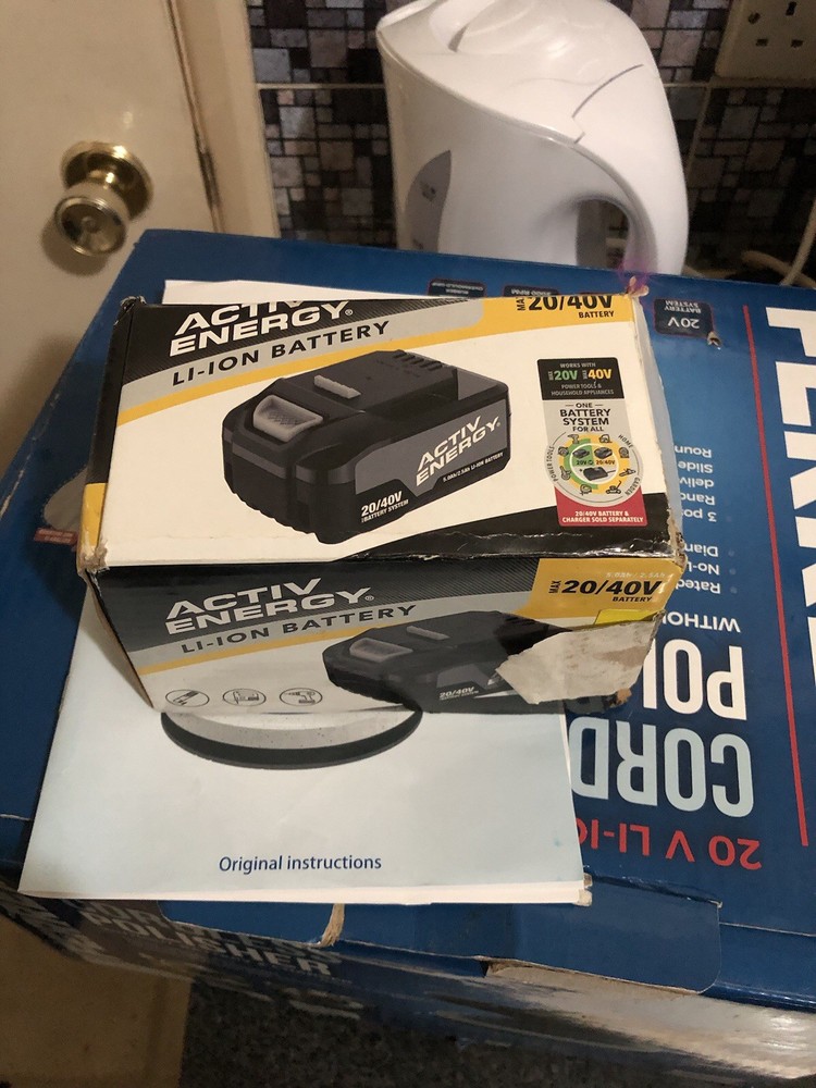 Cordless Polisher & Battery