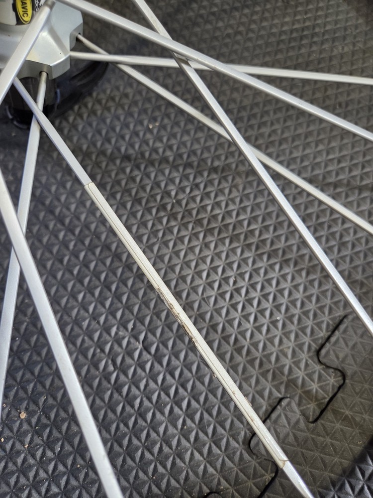 Silver 26” Mavic CrossMax SL SSC F100mm/R135mm QR Tubeless Disc Wheelset W Tires