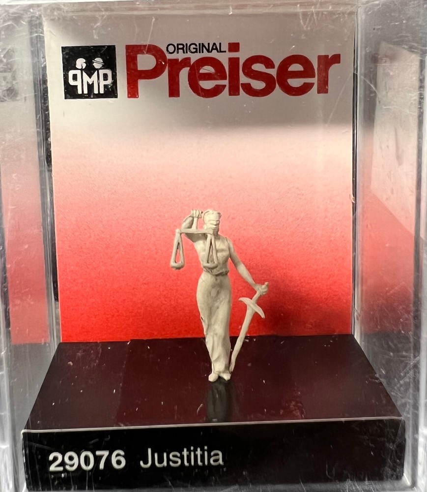 Preiser HO #29076 Lady Justice Statue