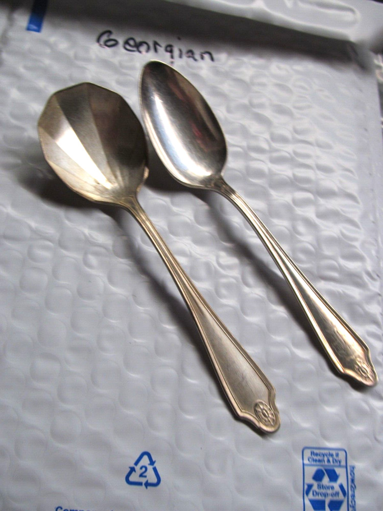 *ANTIQUE Community Silver GEORGIAN SUGAR & teaspoon Silverplate SHELL SHAPE
