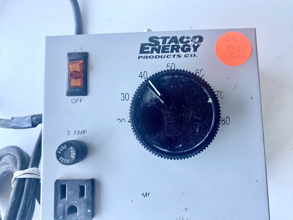 Staco Energy 3PN221B Variac Variable Transformer