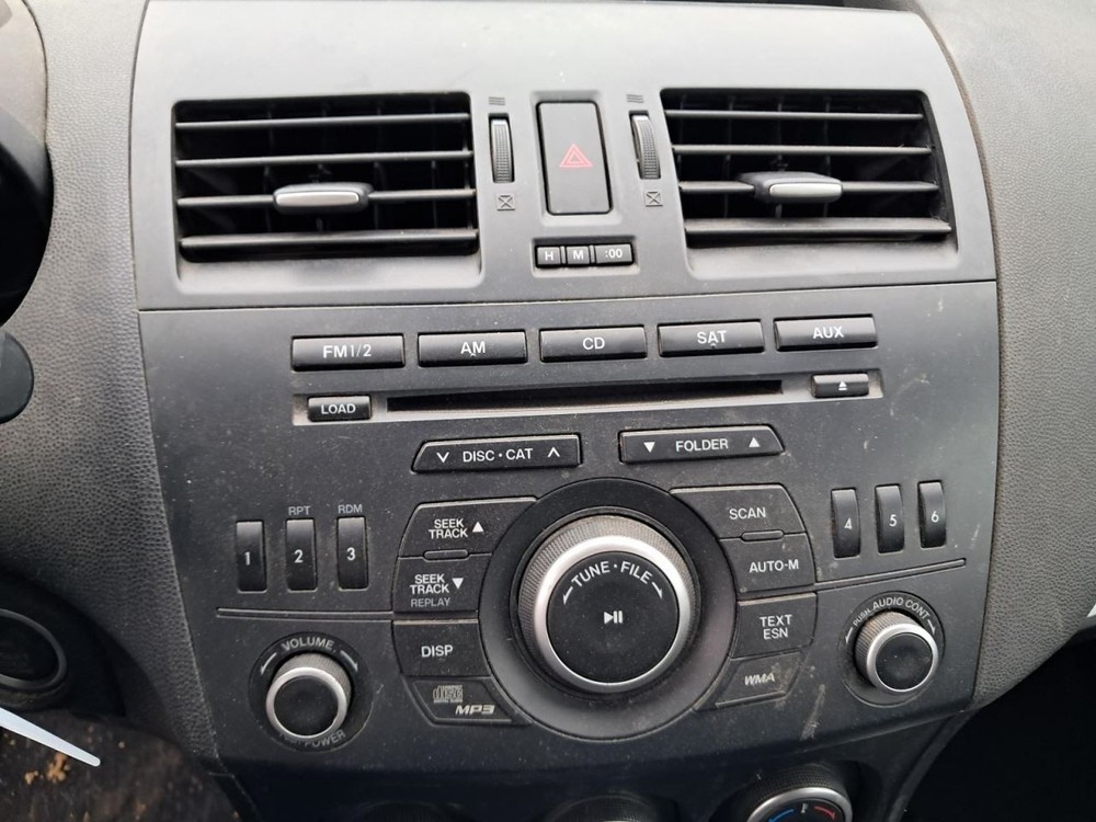 3 2013 Glove Box 4917555