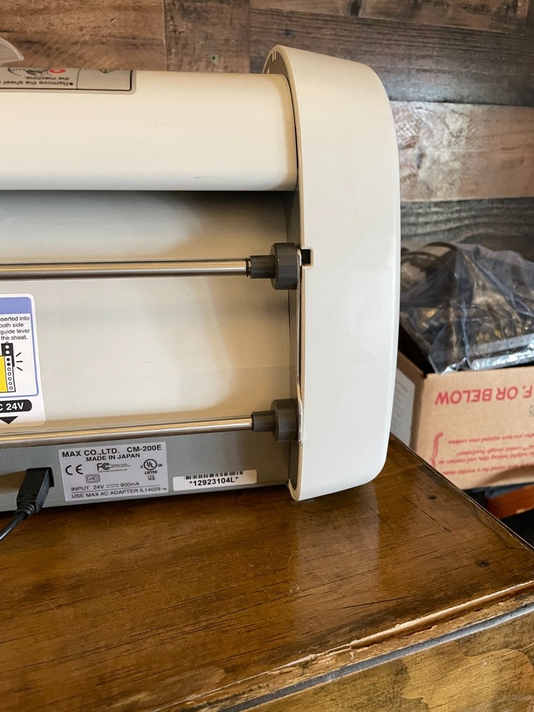 The Max Graphics System CM-200E with power cord