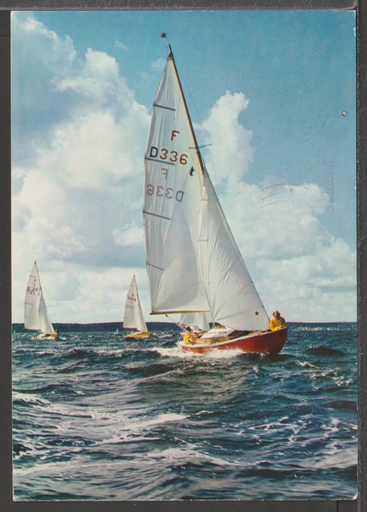 ✔️ SAILING BOATS THEME POSTCARD